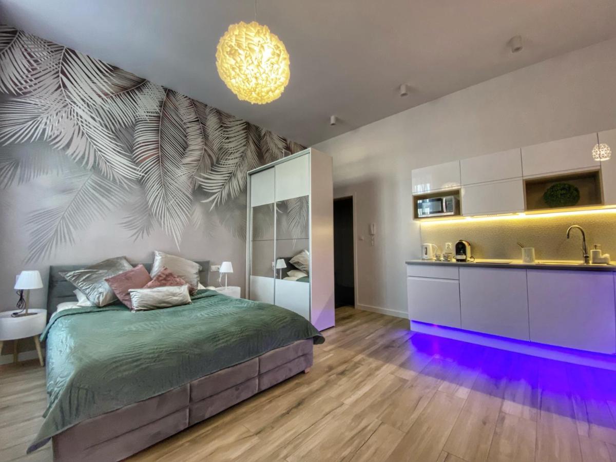 Apartament Bialy Z Jacuzzi Краків Екстер'єр фото