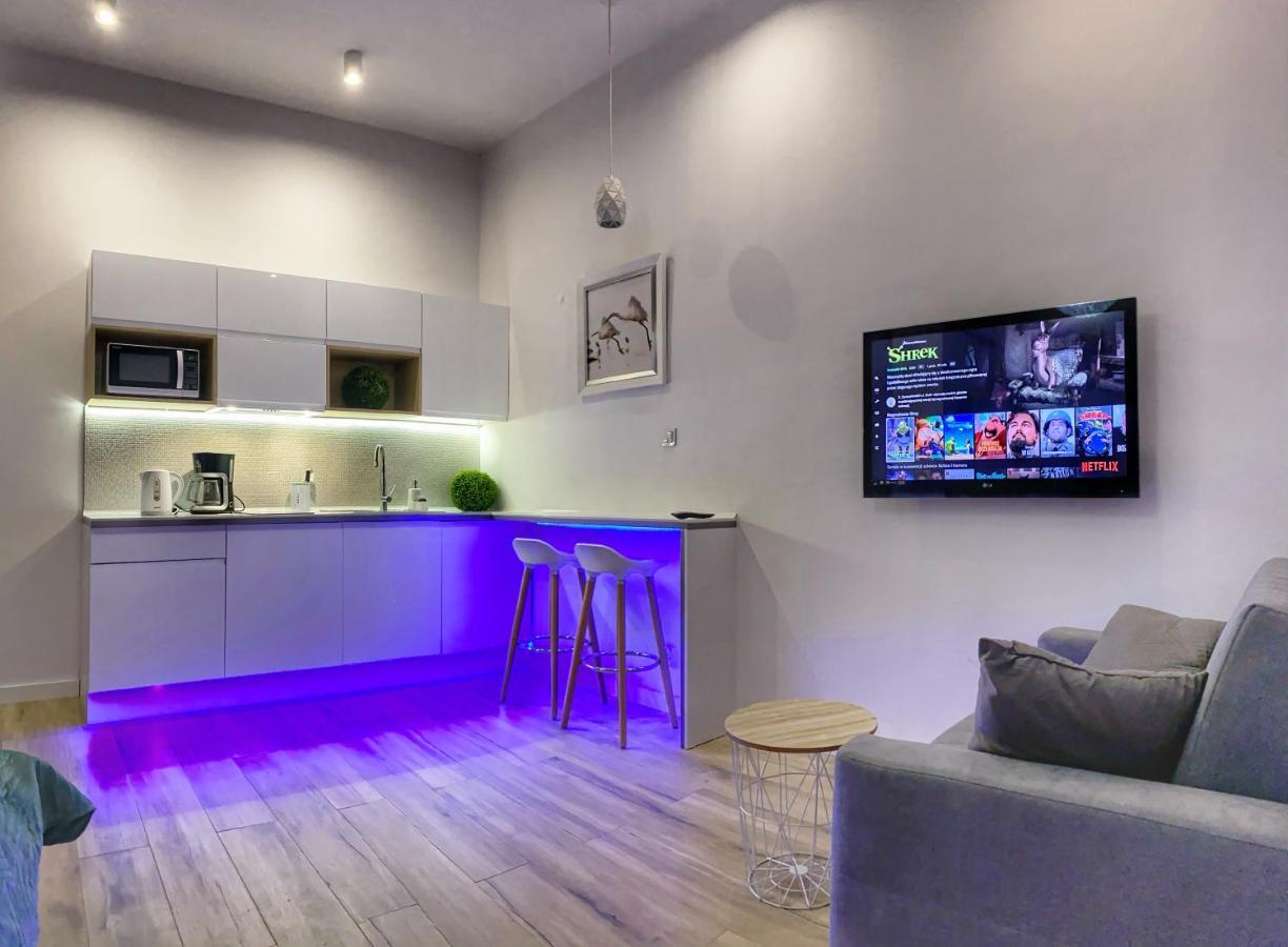 Apartament Bialy Z Jacuzzi Краків Екстер'єр фото