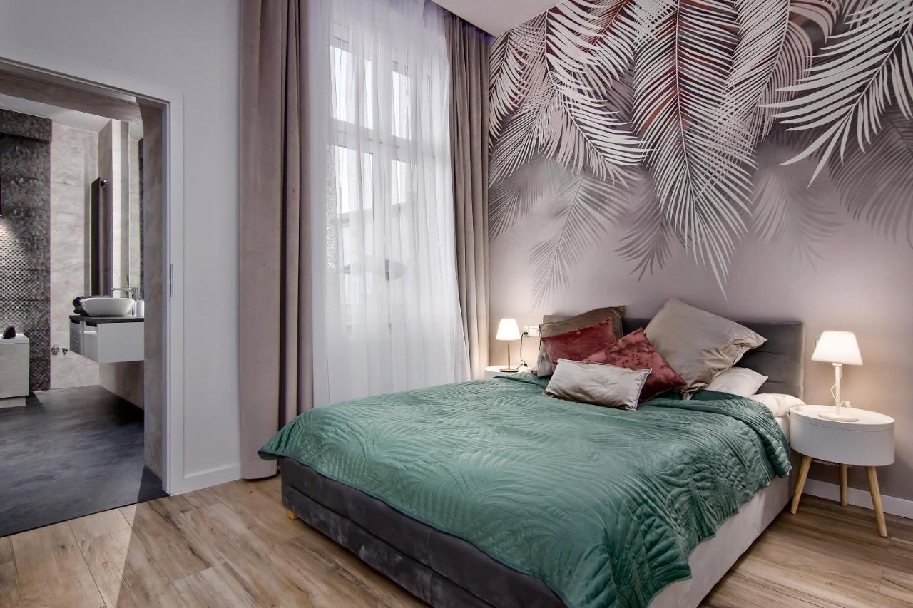 Apartament Bialy Z Jacuzzi Краків Екстер'єр фото